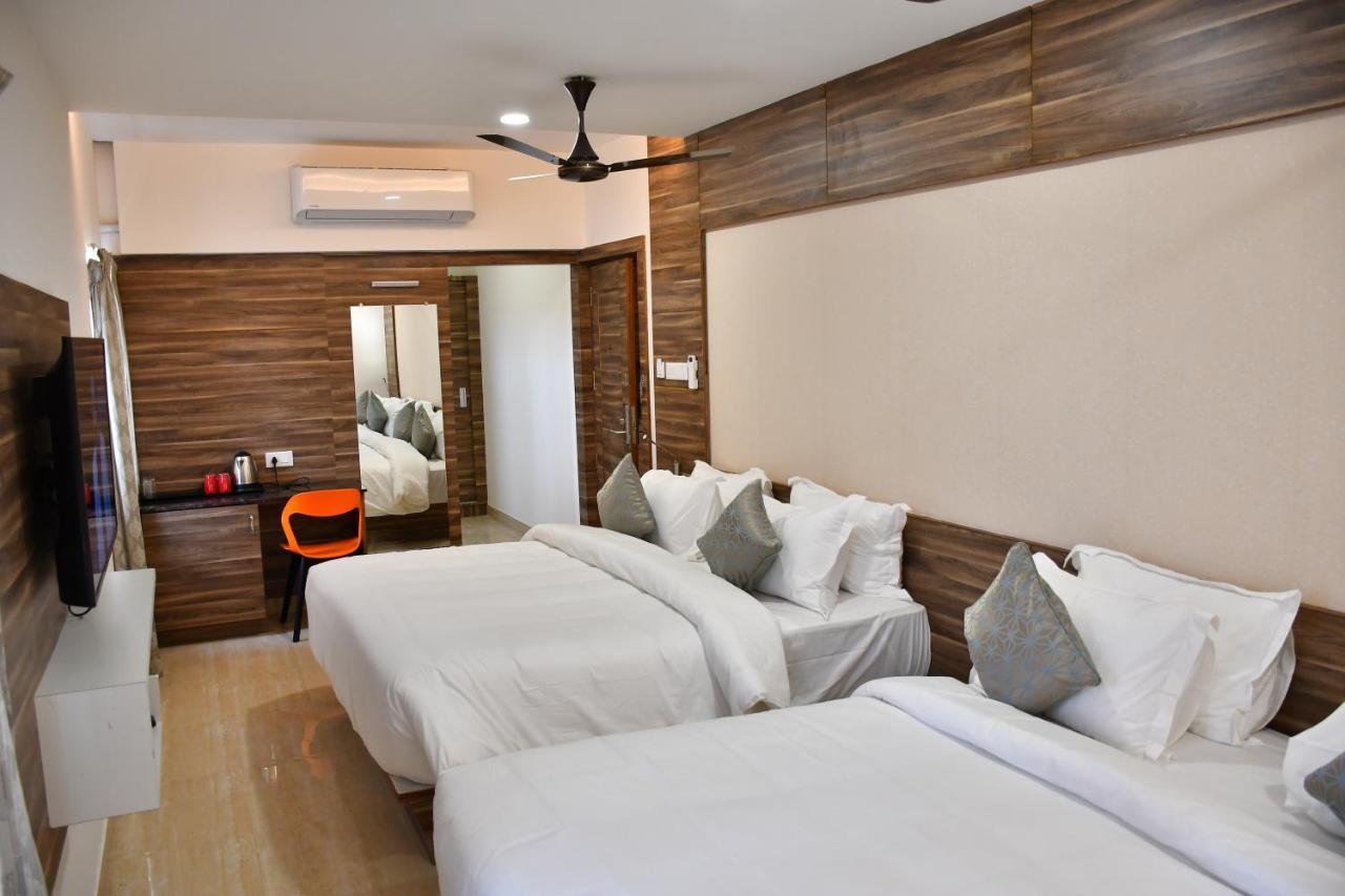 Adhikrishna Arcade Hotell Erode Eksteriør bilde